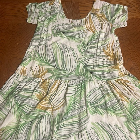 Hula Moon By Jams World Short Sleeve Mini Dress Astoria Leaf Print XS Relaxed - Picture 11 of 14